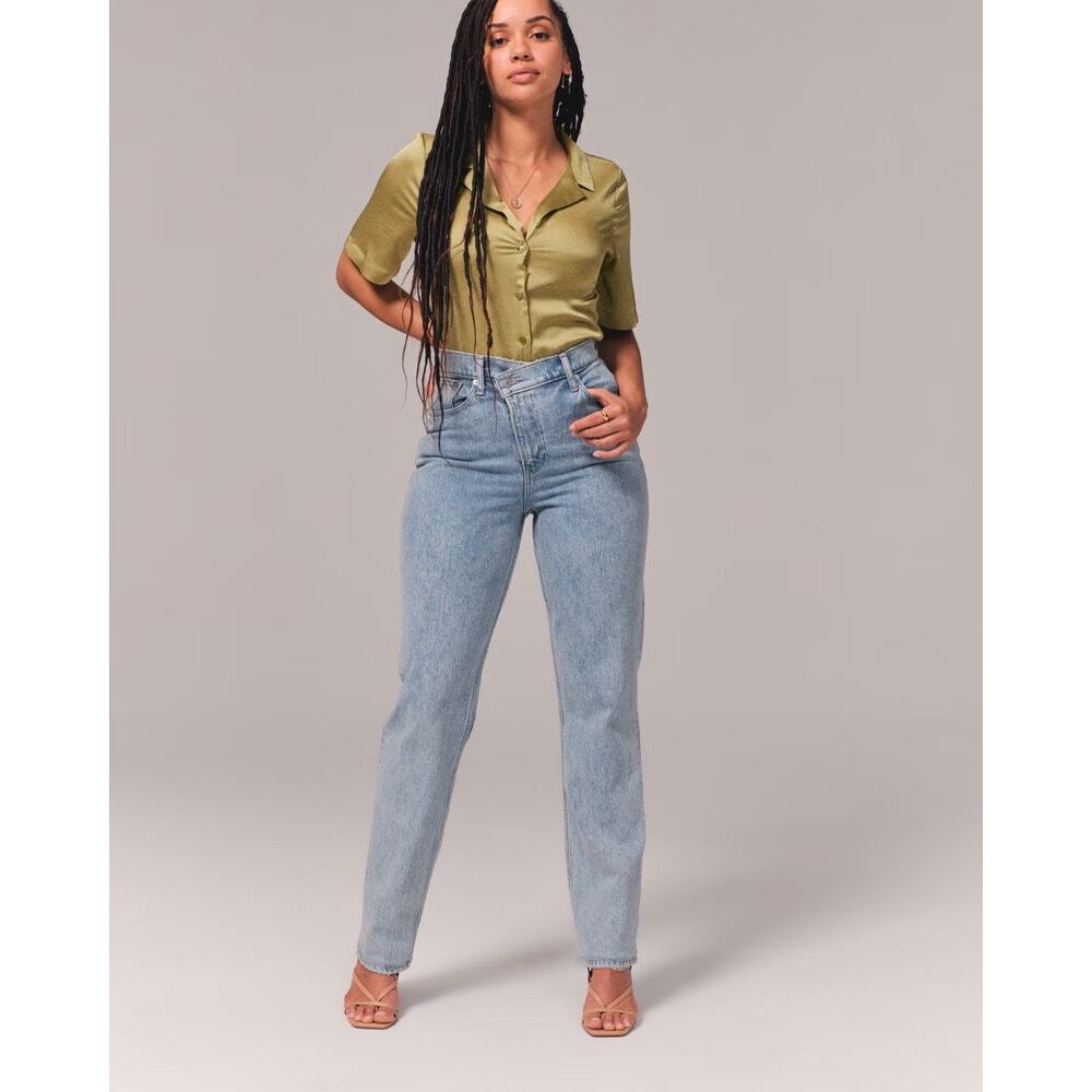 Abercrombie & Fitch Straight Leg Jeans in Light Blue